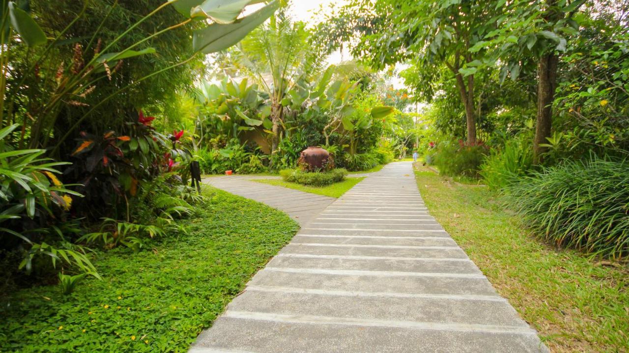 Sapulidi Resort Spa & Gallery Bali Убуд Екстер'єр фото